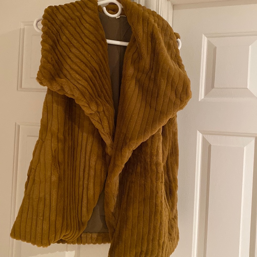 Fur open vest